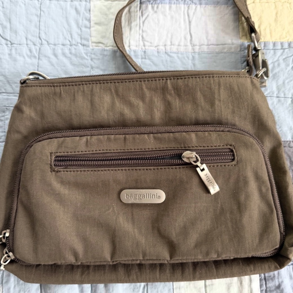 Baggallini crossbody - brown/blue